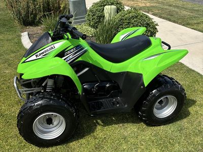 Kawasaki 90 Kids ATV - Excellent Condition, Electric Start, Green 2011