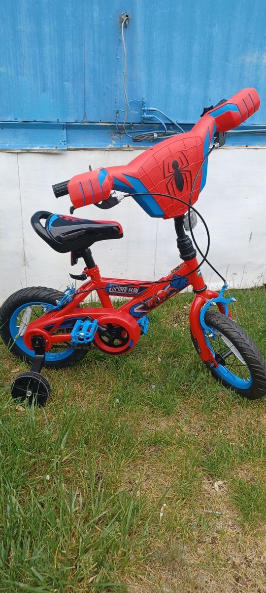 Spider-Man Kids Bike with Training Wheels - Red/Blue, Excellent Condition