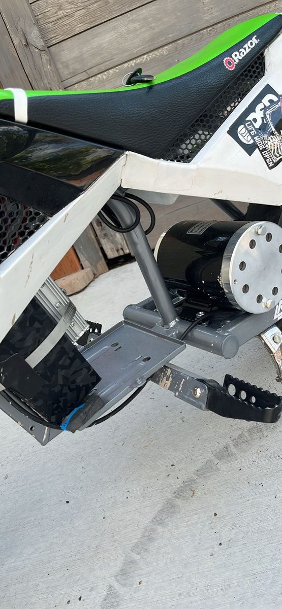 Main image 3
