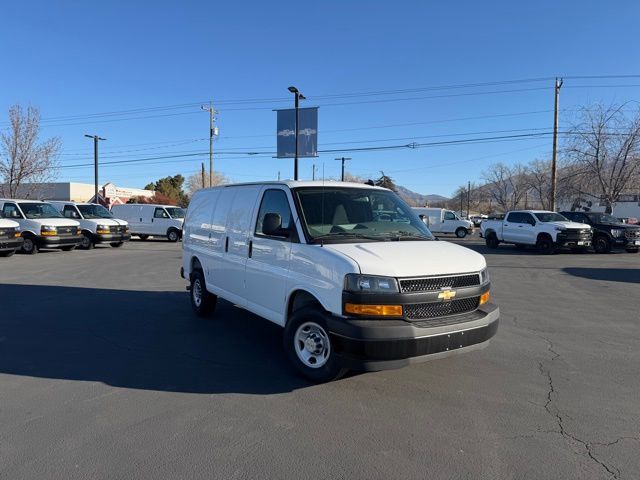 2025 Chevrolet Express 2500