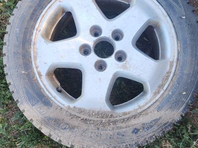 Honda Alloy Rim w/ tire