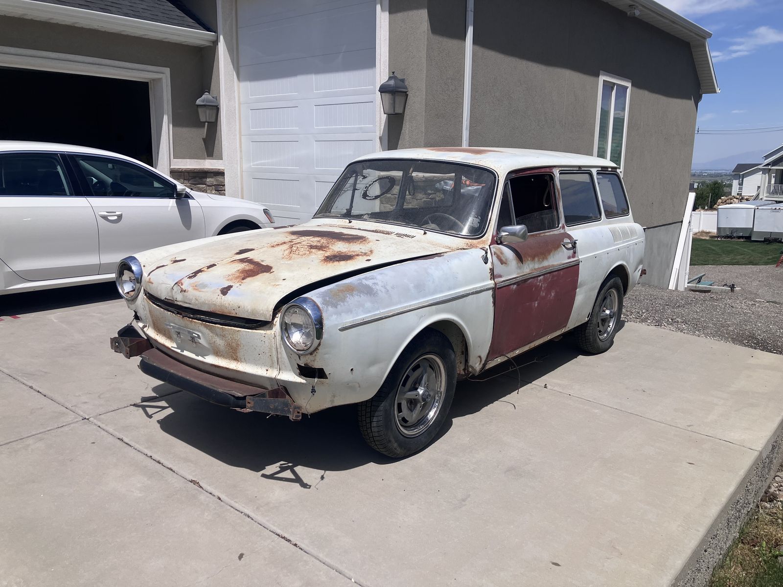 1971 VW Square back.