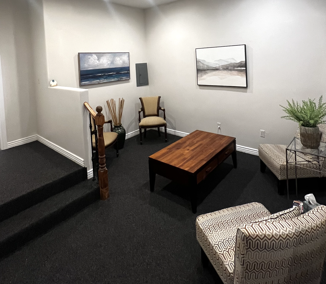 Sandy office for Sublease