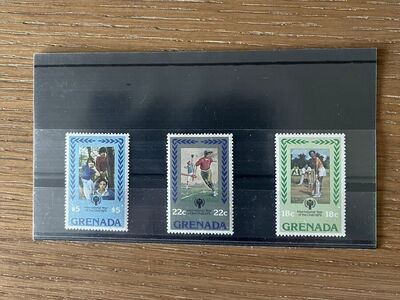 International Year of the Child - 3 stamps - NEW