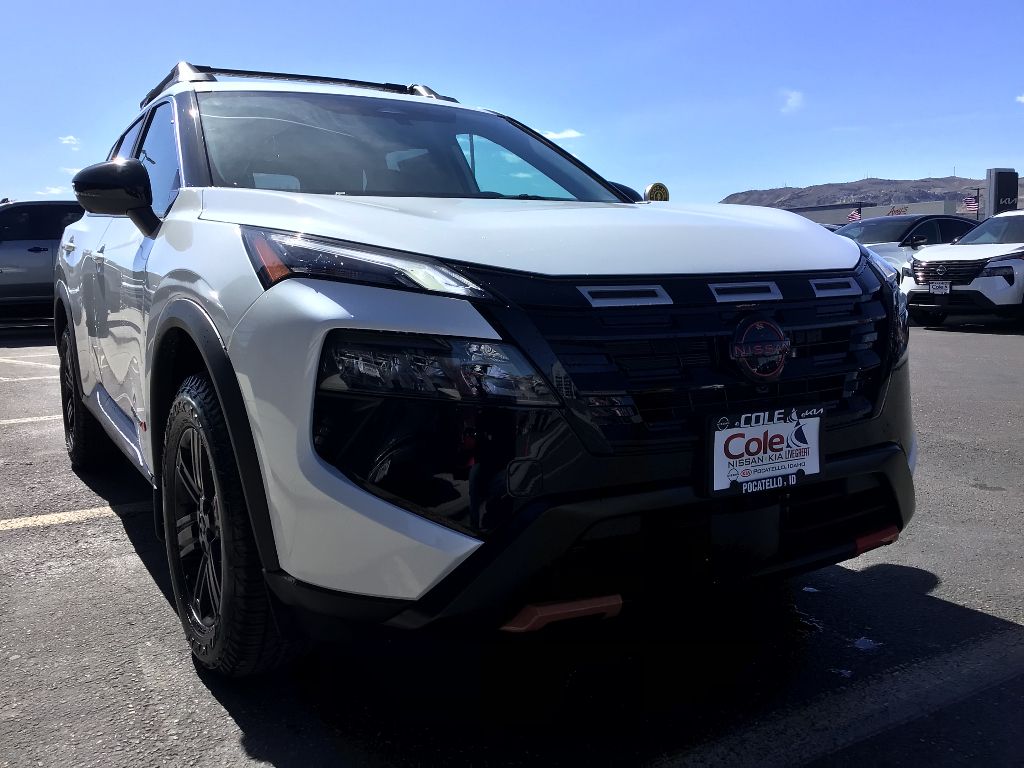 2026 Nissan Rogue Rock Creek