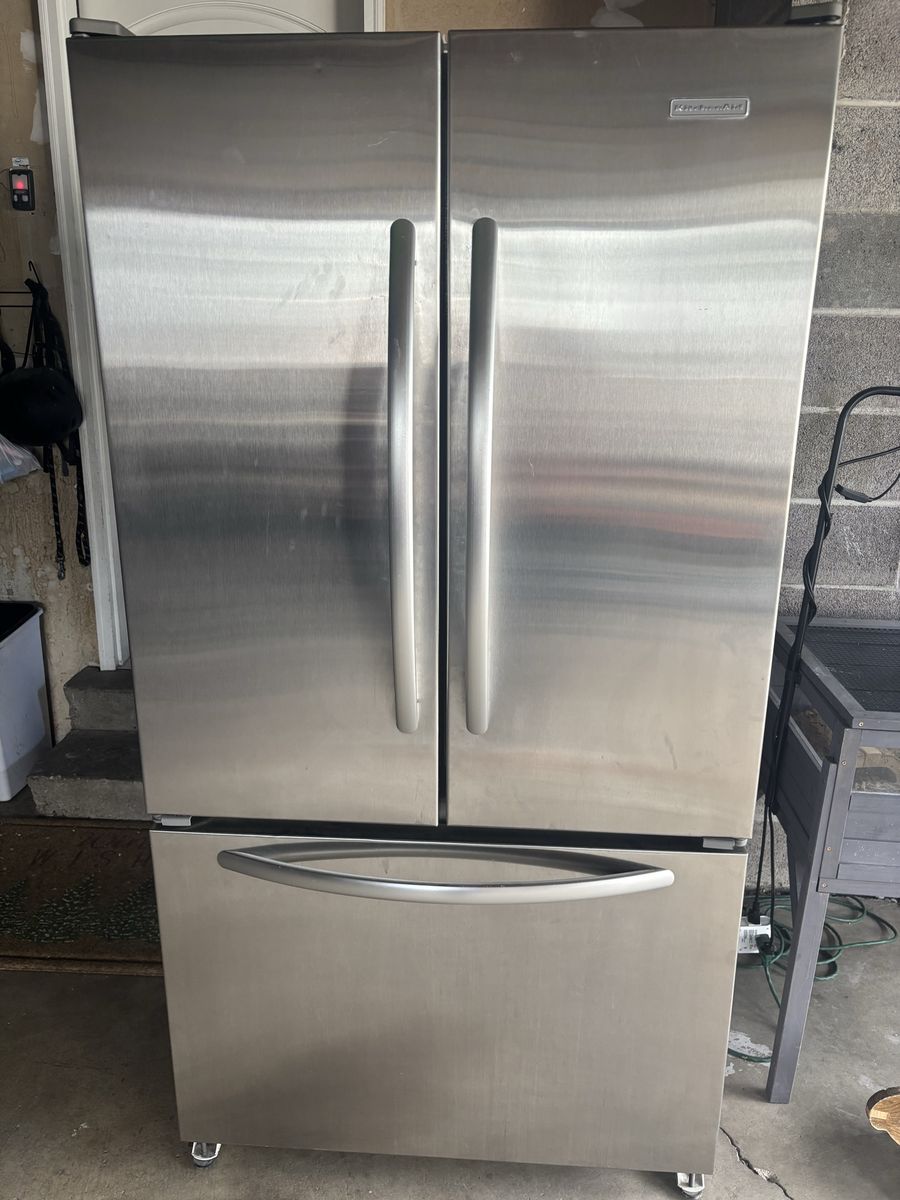 KitchenAid Stainless Steel Refrigerator/Freezer