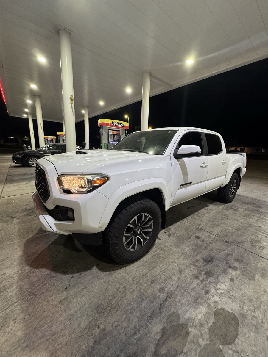 2020 Toyota Tacoma TRD Sport
