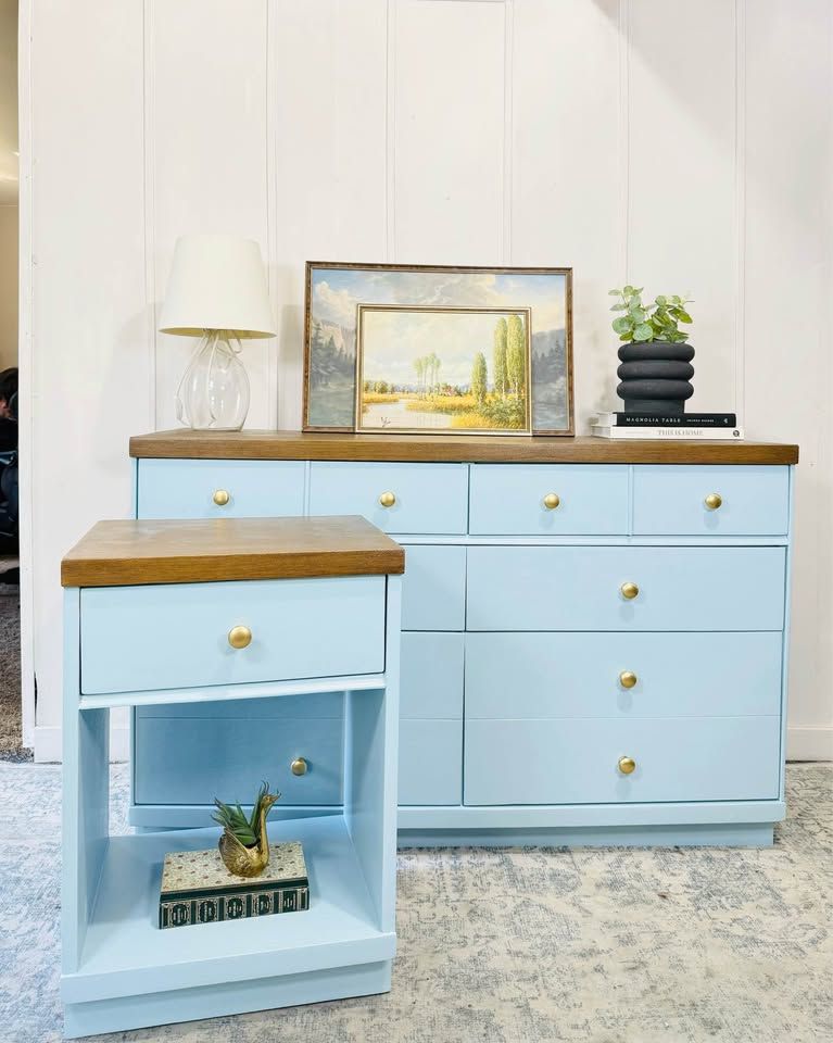 Vintage Solid Wood Light Blue 6 Drawer Dresser With Matching Nightstand