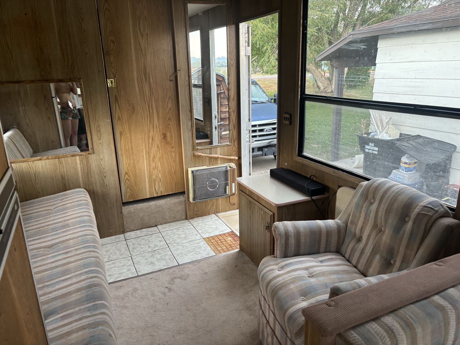 Main image 12