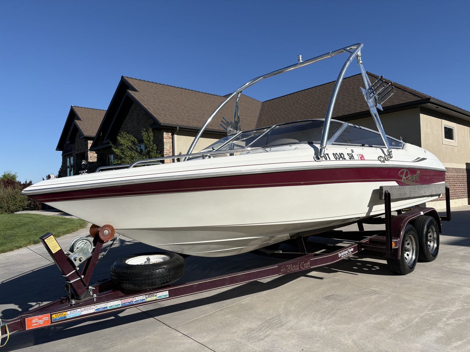 1997 Reinell 197 w/ V8 and tower