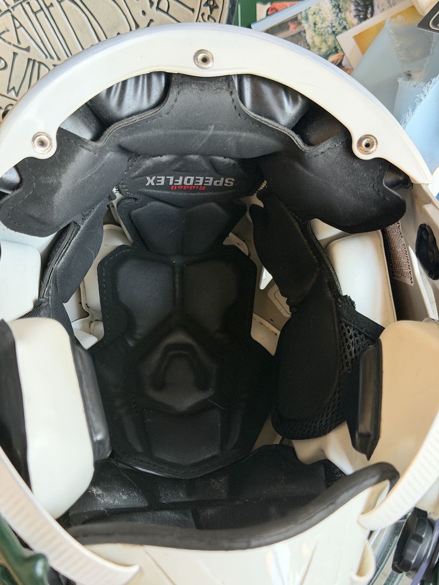 Main image 7