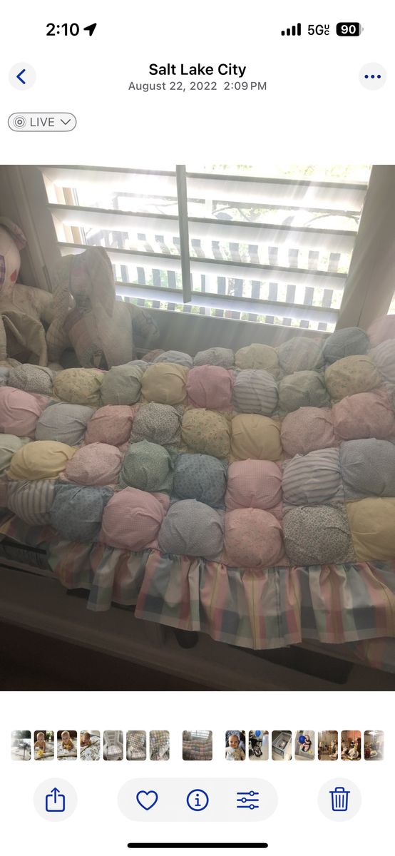 Crib-Size Puff Quilt w/matching Chair Cushion