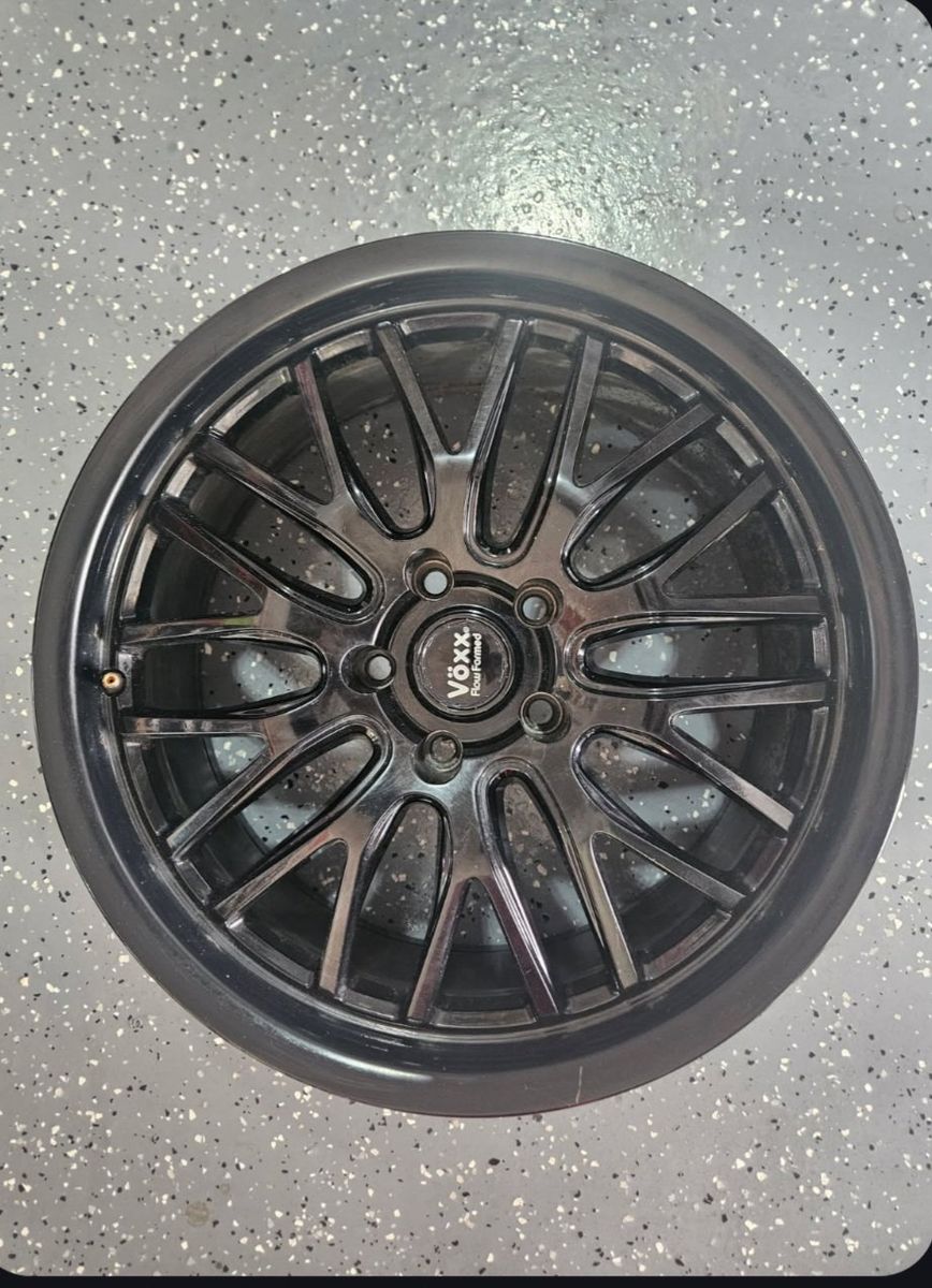 19" Voxx FLOW FORM Black rims