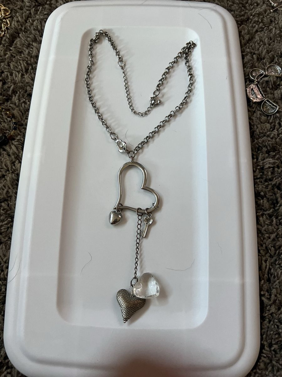 Heart Pendant Chain Necklace with Key Charm and Clear/Textured Heart Dangles