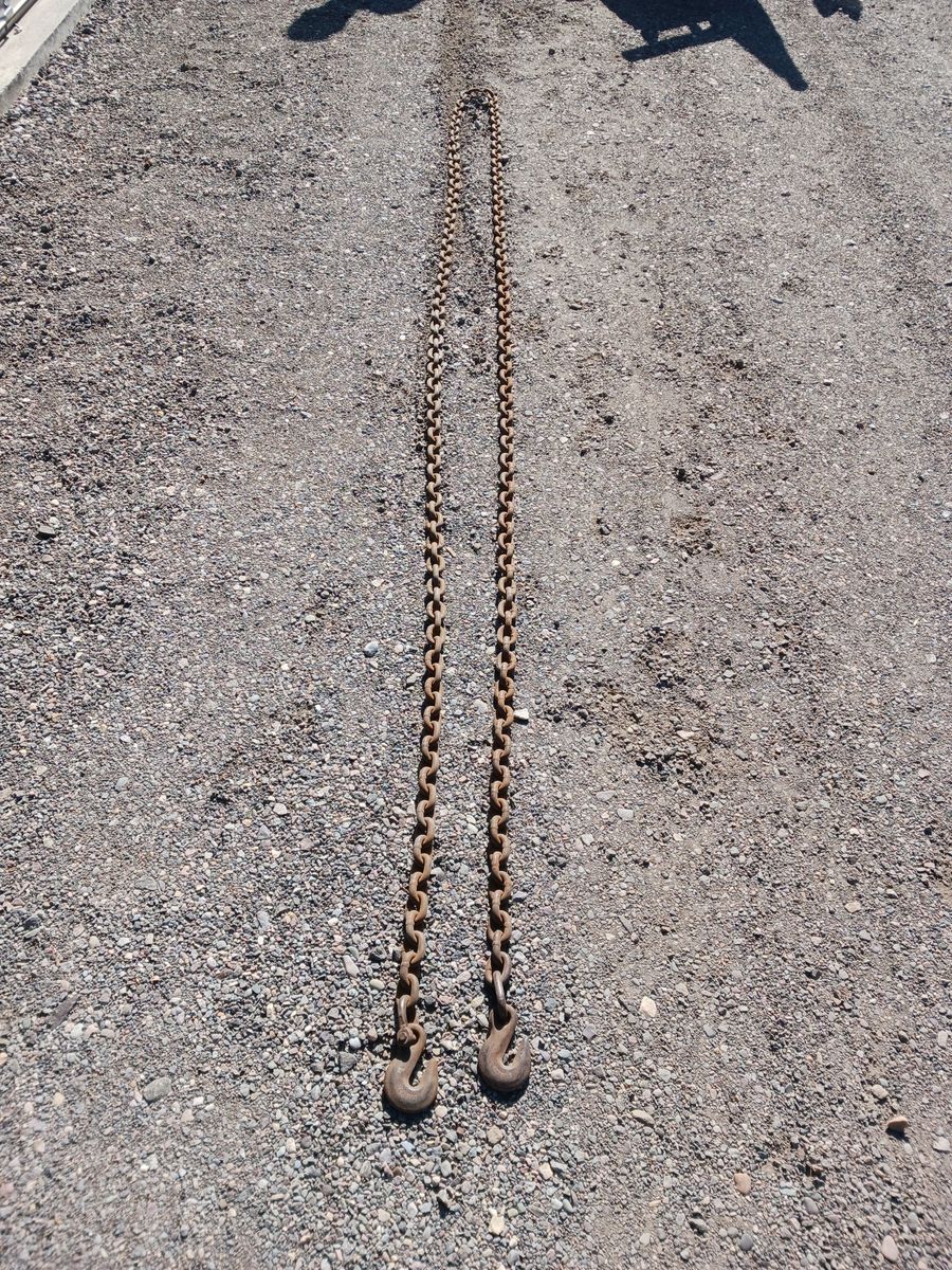 Chain tow-tie down