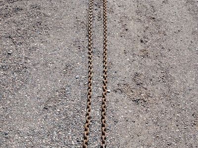 Chain tow-tie down