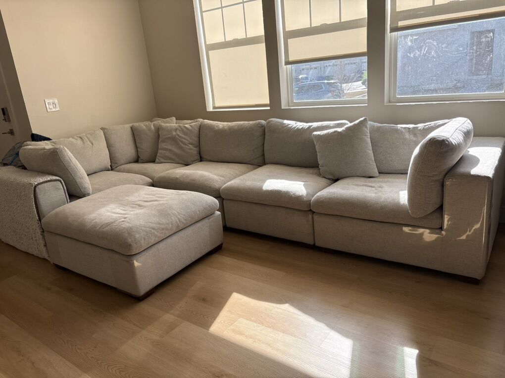 Sectional Couch And Ottoman
