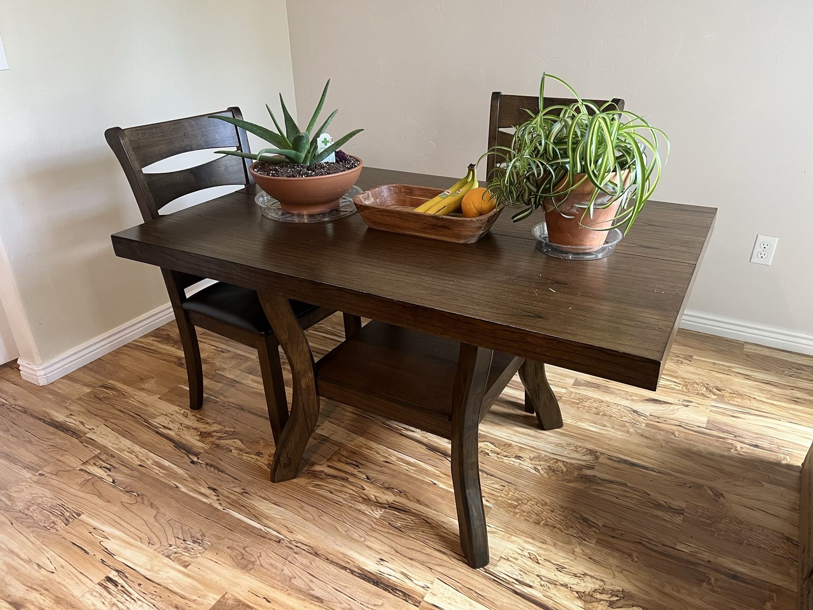 Well made dark finish wood table