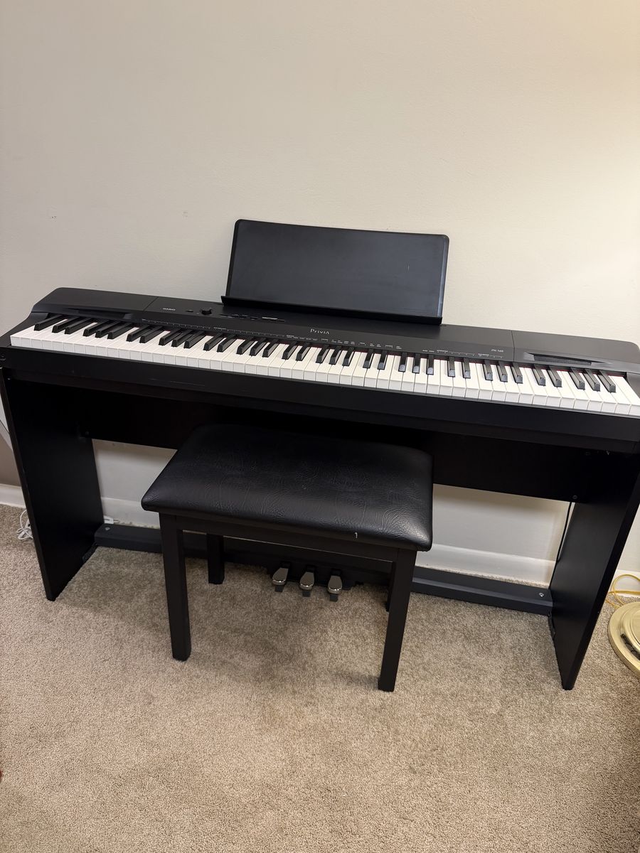 Casio Privia PX-160 Digital Piano with Bench - 88-Key, Hammer Action, Black