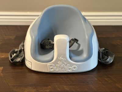 Bumbo Baby Infant Toddler Soft Foam Multi Seat with Removable Tray and Safety Buckle Straps for Kids' 6-36m - Blue