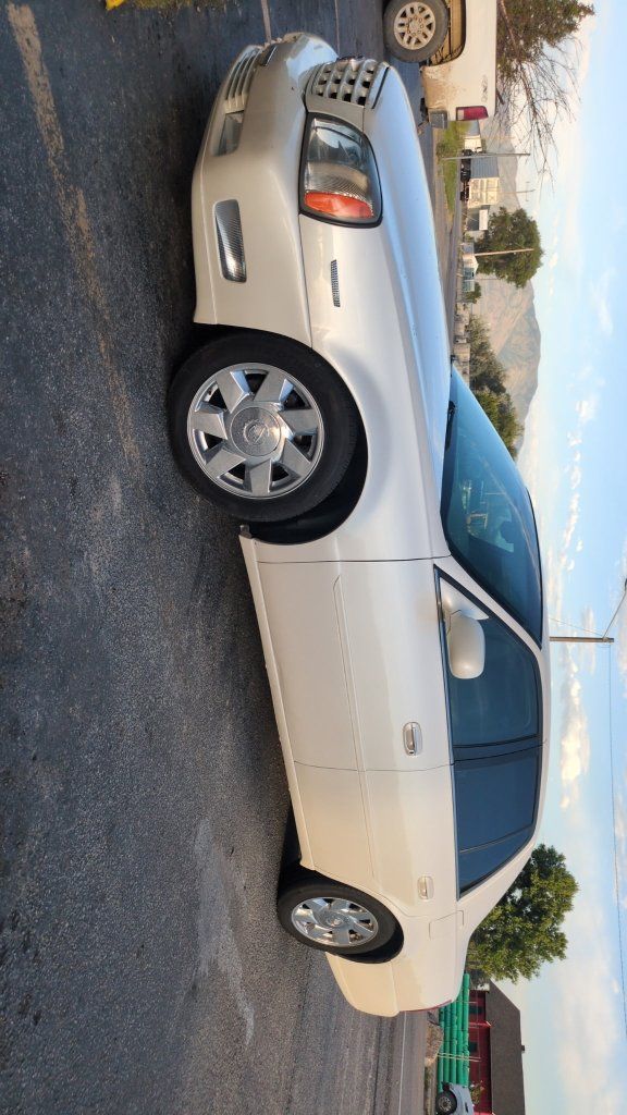 Cadillac Deville 2002 Luxury Sedan