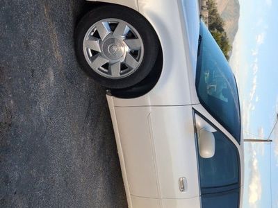 Cadillac Deville 2002 Luxury Sedan