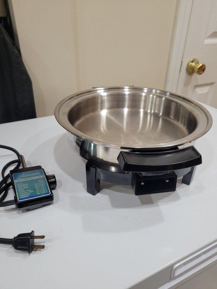 Stainless Steel Liquid Core Electric Skillet