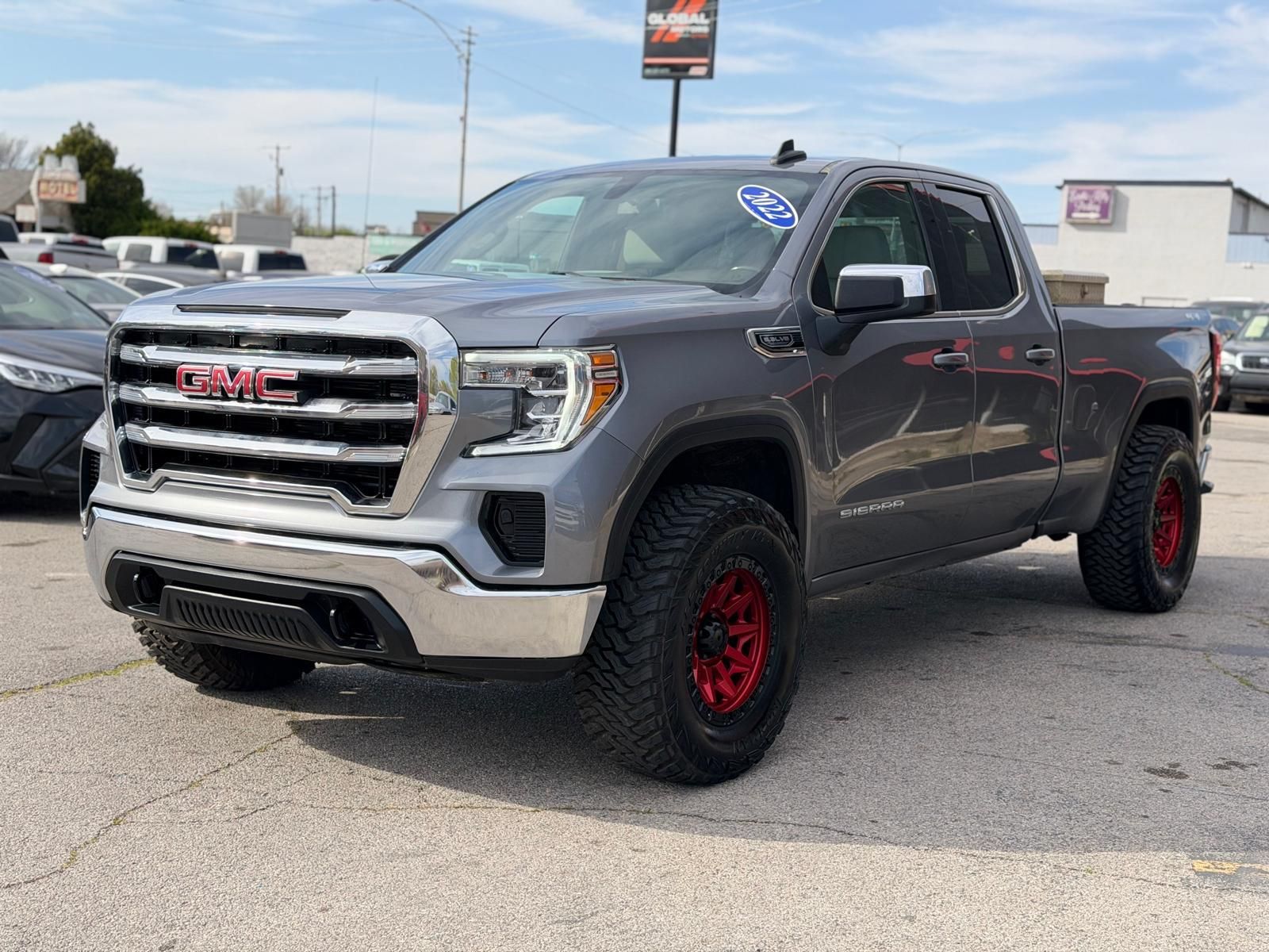 2022 GMC Sierra SLE