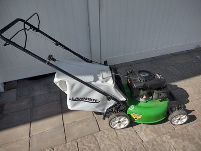 Lawn mower "Lawn boy" 6.75 HP self-propelled