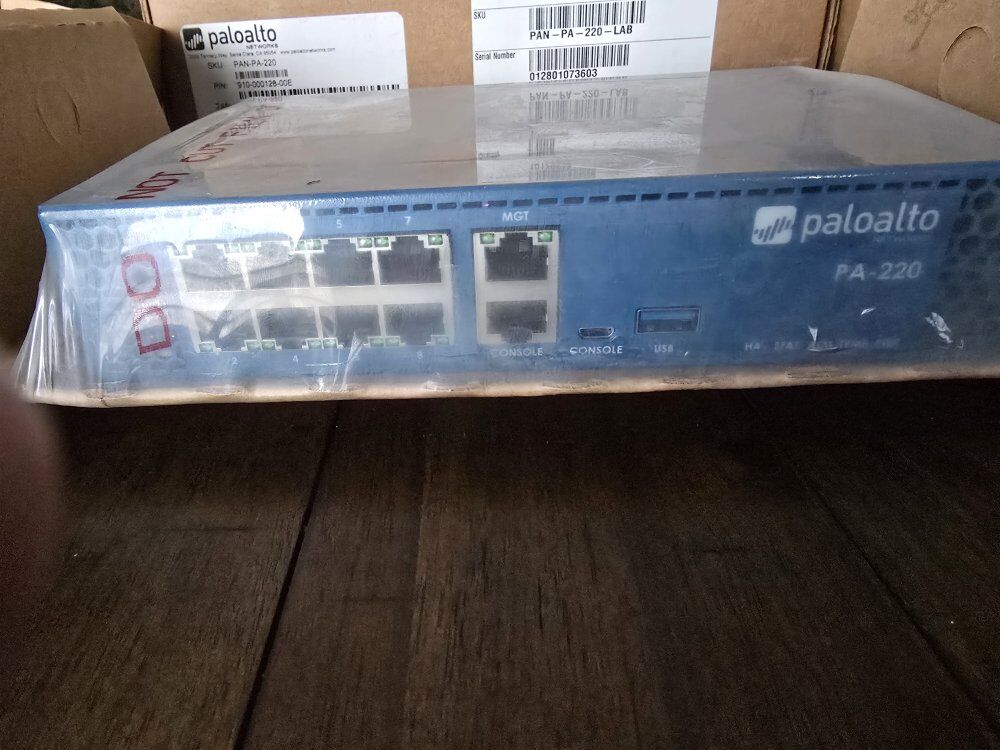 PALO ALTO PA 220 FIREWALL