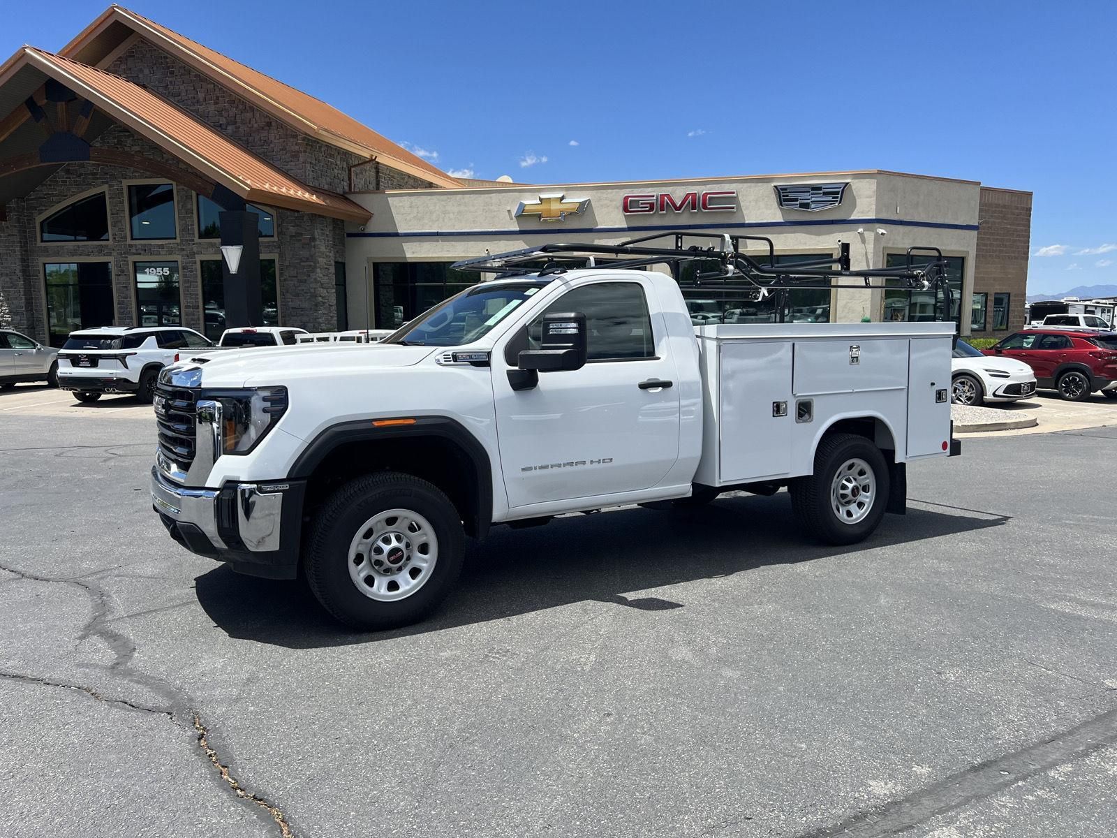 2025 GMC Sierra 3500HD Pro