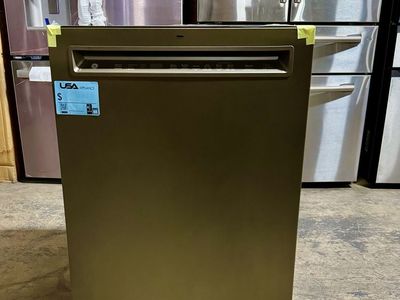 GE FULL CONSOLE DISHWASHER WITH STEAM PLUS SANI IN SLATE