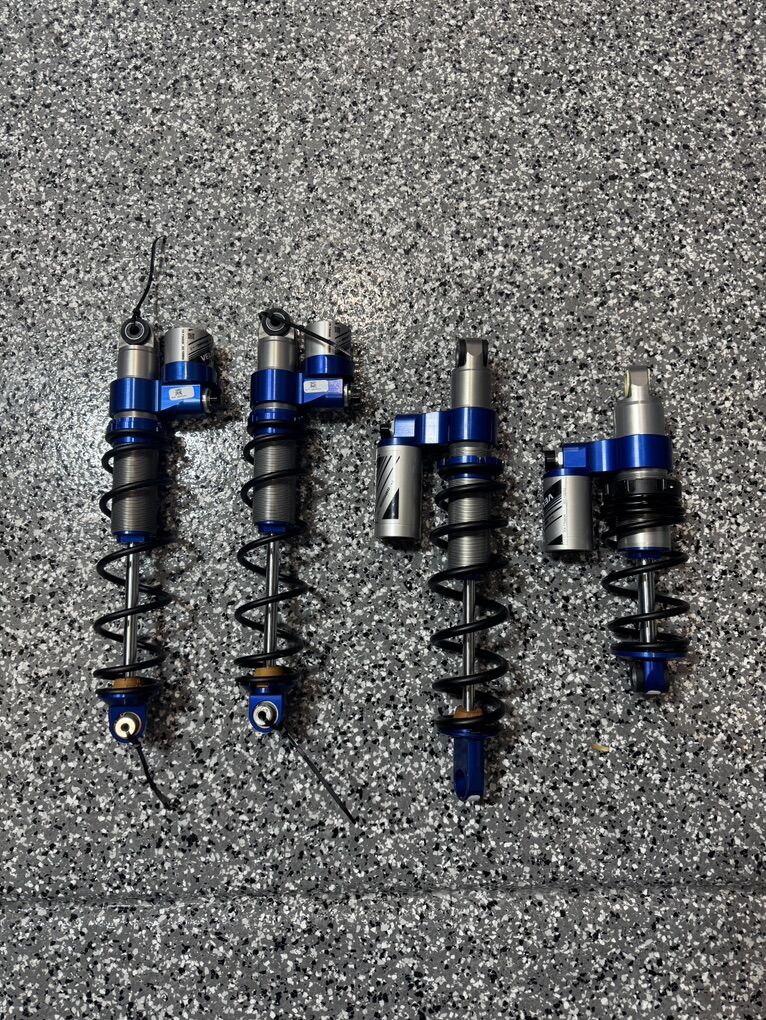 New Take Off Walker Evans Velocity Shocks