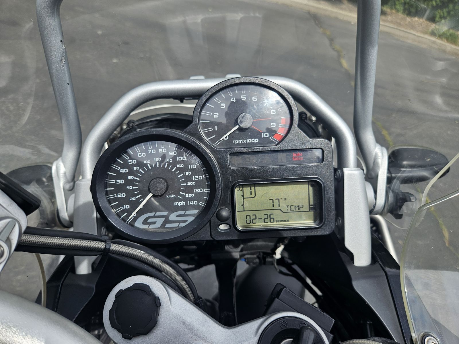 Main image 4