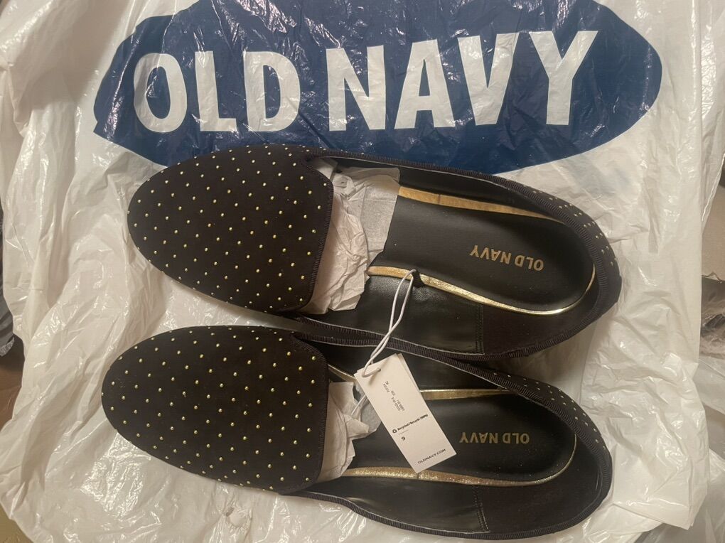 *NEW* Black Flats (Old Navy)