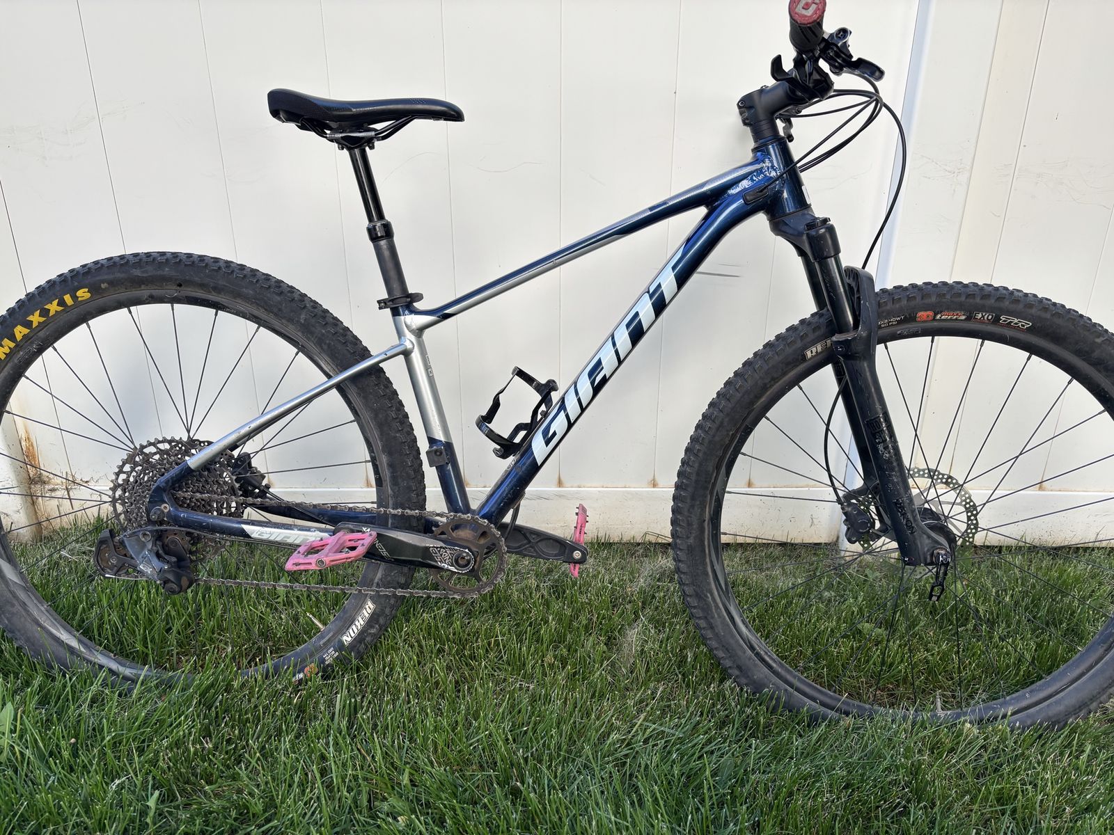 2018 Giant Fathom small 29er high end