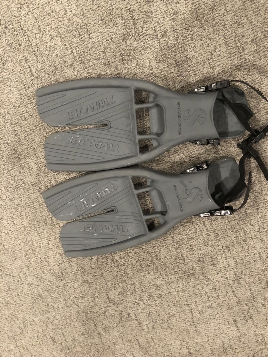 Scubapro TwinJet Fins Snorkel Dive Scuba Medium