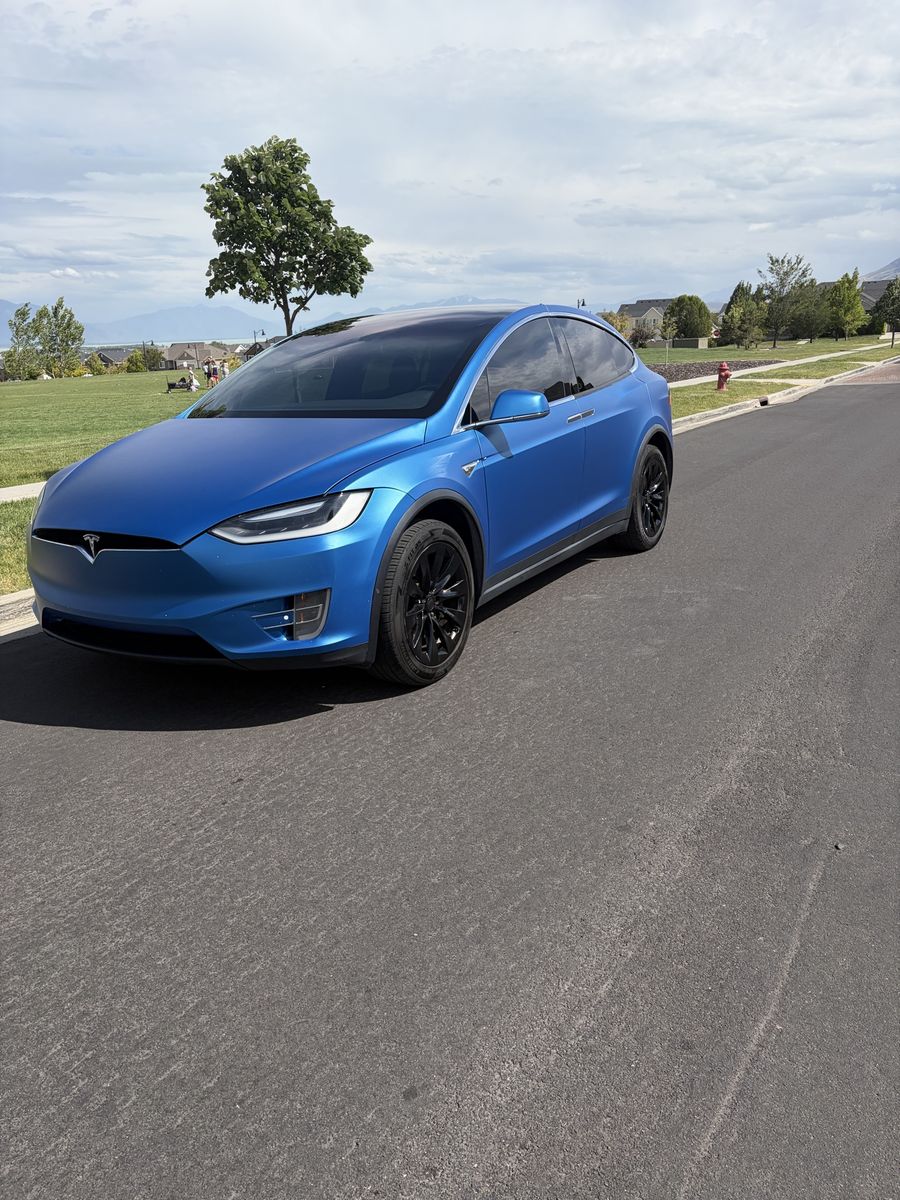 2016 Tesla Model X 90D