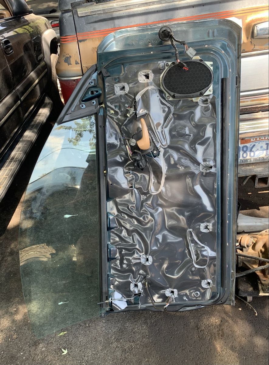 Ford Mustang complete power doors w/glass, speakers, motors SN95