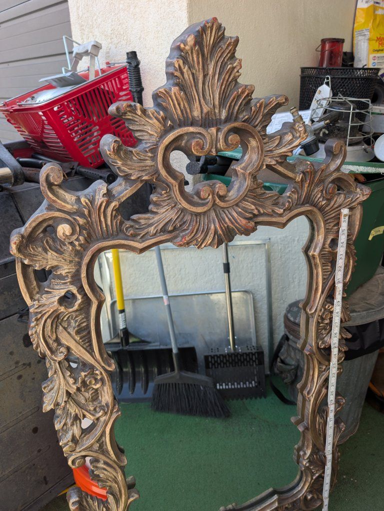 Main image 3