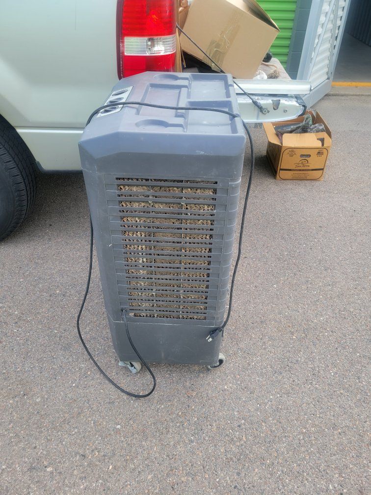 Portacool Cyclone 3000 Portable Evaporative Cooler/Swamp Fan with Wheels