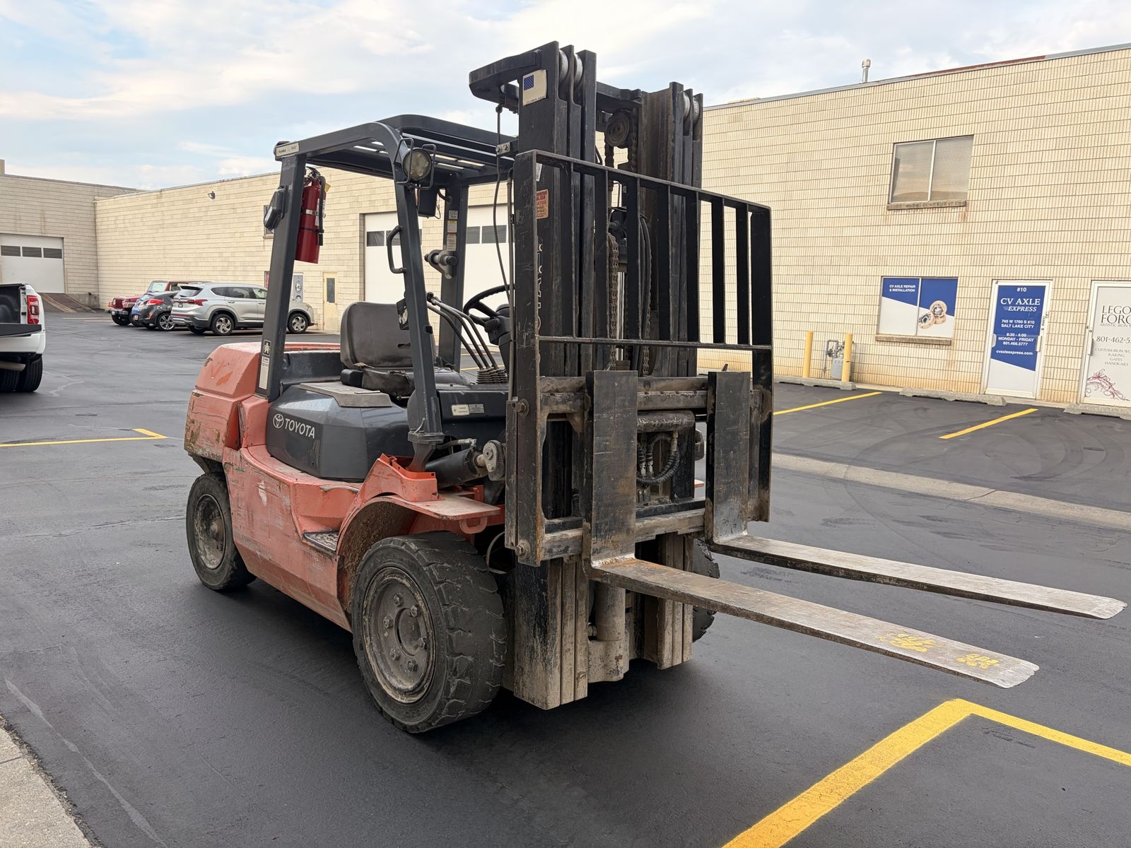 8000 pound Toyota Forklift diesel