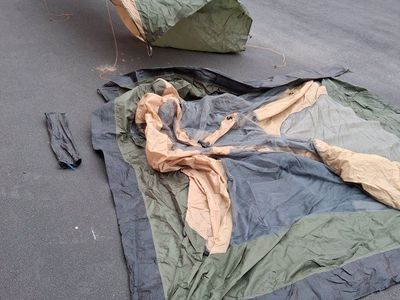 Columbus 10X10' 4 to 6 Man Tent.