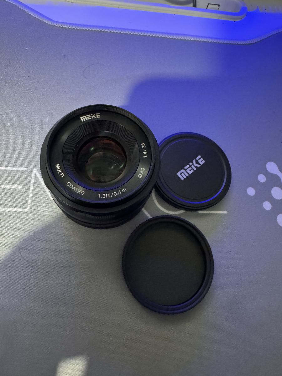 Meike MK-35mm f/1.7 Lens for Sony E