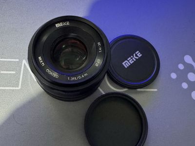 Meike MK-35mm f/1.7 Lens for Sony E