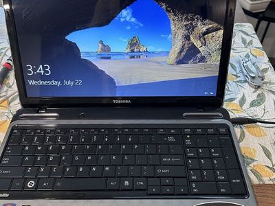 Toshiba Satellite L755-S5254 Laptop - Intel Core i3-2310M ,8GB RAM,300GB HDD, Win10 HDMI Port