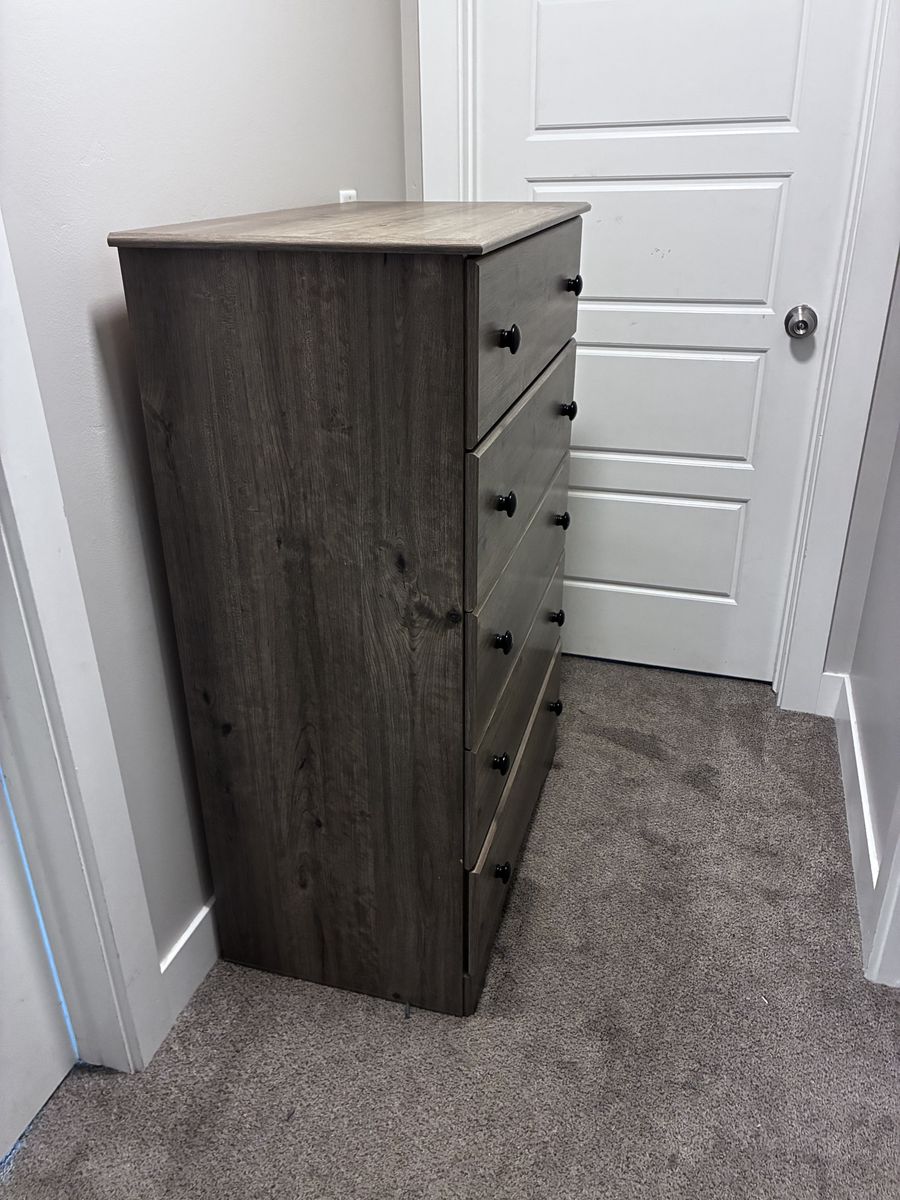 Main image 5