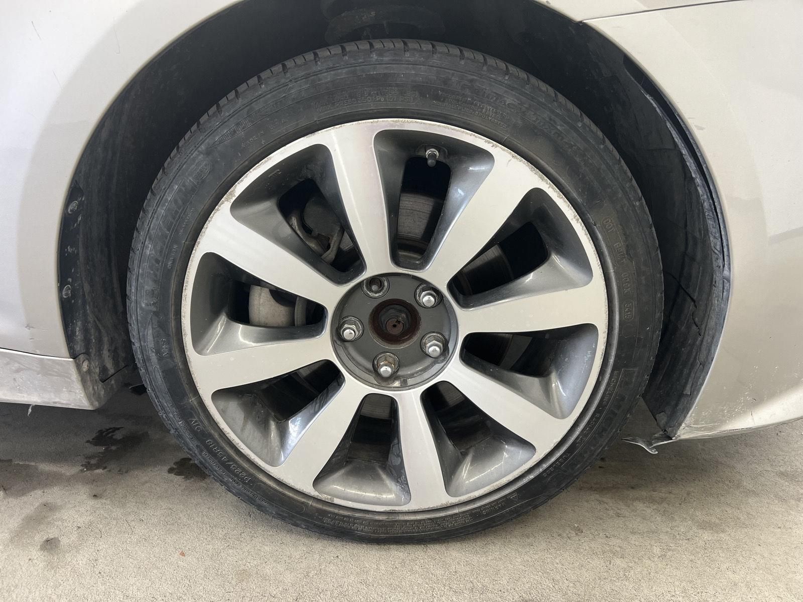 Main image 8