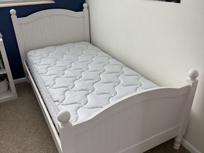 Pottery Barn Kids Twin Wood Bed Frame with Slats and Mattress