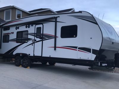 Trailer 2018 Powerlite 25 FBXL Toy hauler